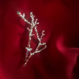 Silver Decorative Elegant Spring Branch Floral Hair Clip NWT